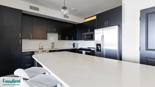 Photo - 221 Main St N Unidad 1605.1411065