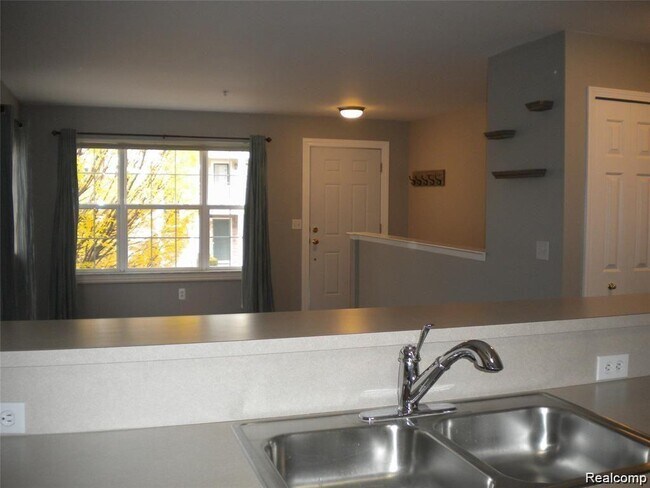 Photo - 100 Evergreen Tr