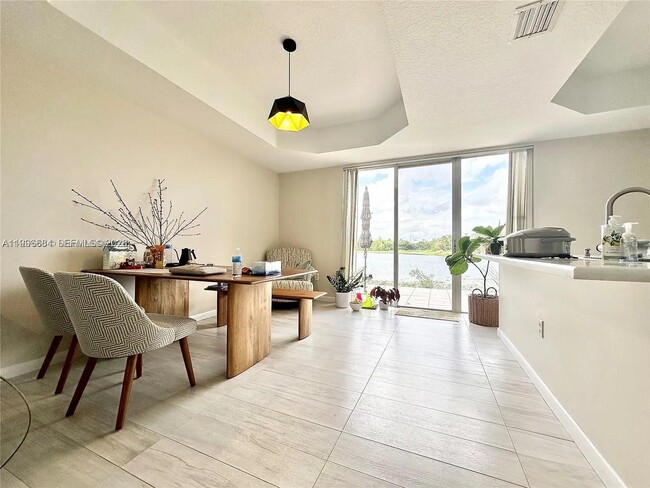 Photo - 10679 SW 6th St