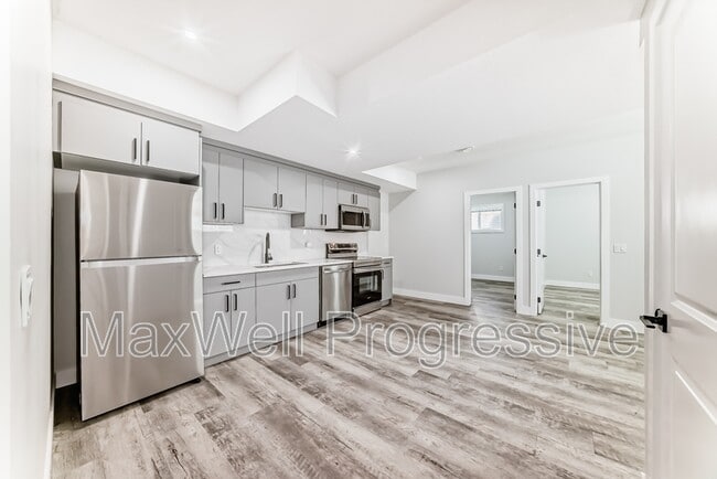 Photo - 12901-1123A 123a St NW Unit BSMT