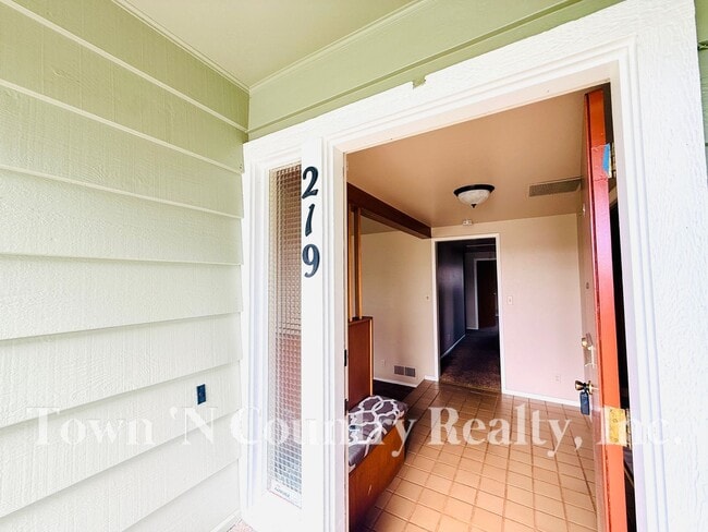 Photo - 3 Bedroom South Salinas Home!
