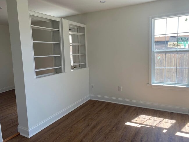 Photo - 105 Gauthier Rd