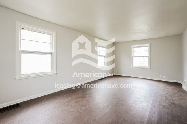Photo - 1325 N Meade St