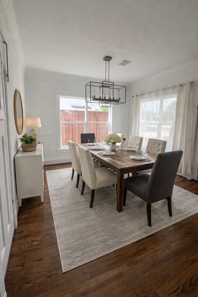 Photo - 4814 Siegel St