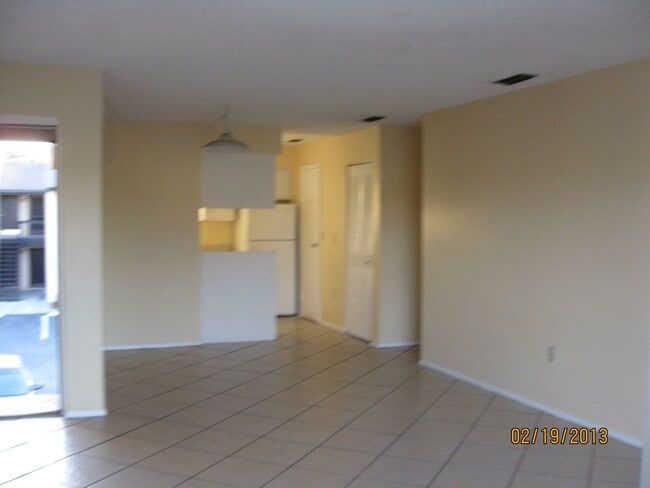 2705C Hidden Lake Blvd