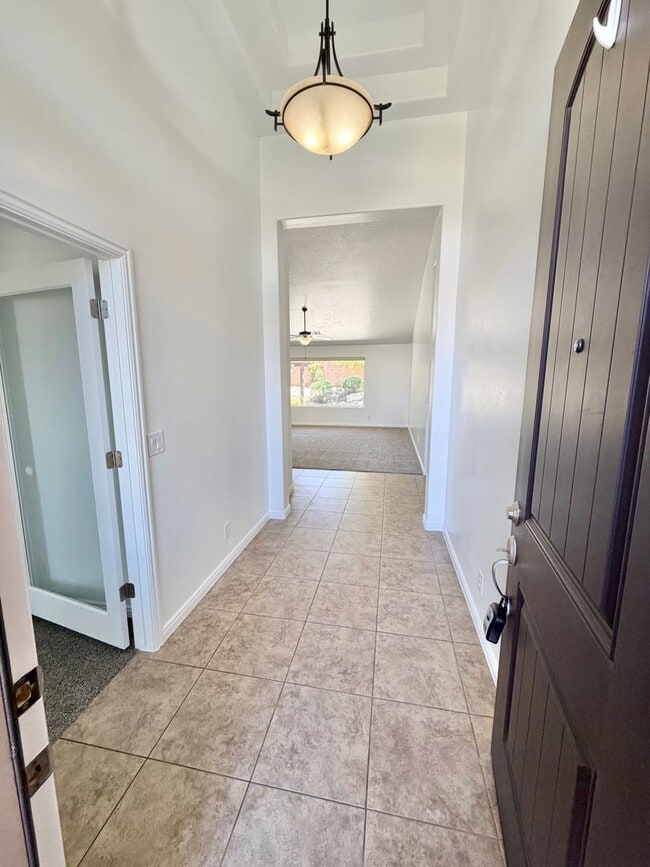 Photo - Beautiful Riverstone Home!!