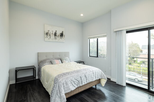 4BR, 3BA - 1,800SF - 1st Bedroom