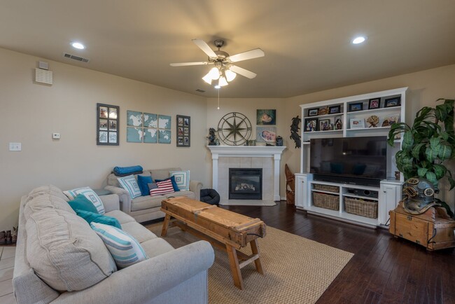 Photo - Available August 2026! Beautiful 4 Bed, 2 Bath in a Fantastic Location!