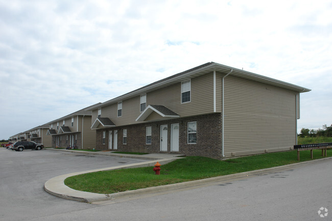 Valley View Townhomes - Valley View Townhomes