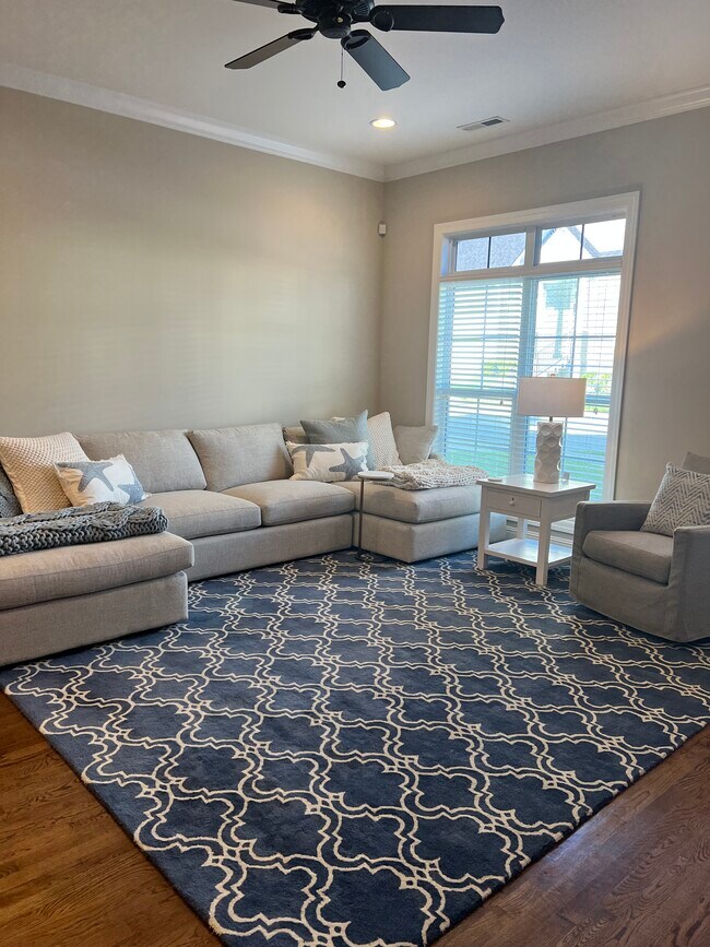 Photo - 512 Bowerwood Cir