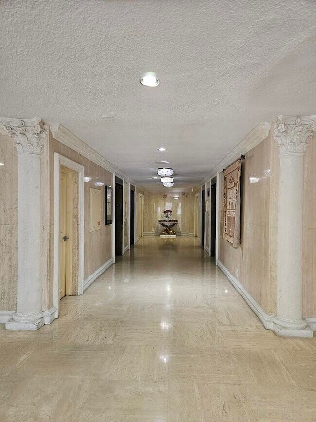 Photo - 600 Three Islands Boulevard