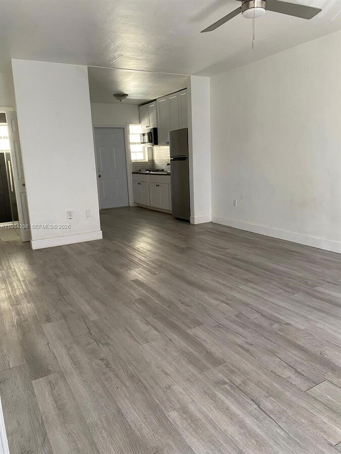 Photo - 4201 Indian Creek Dr Unit 8