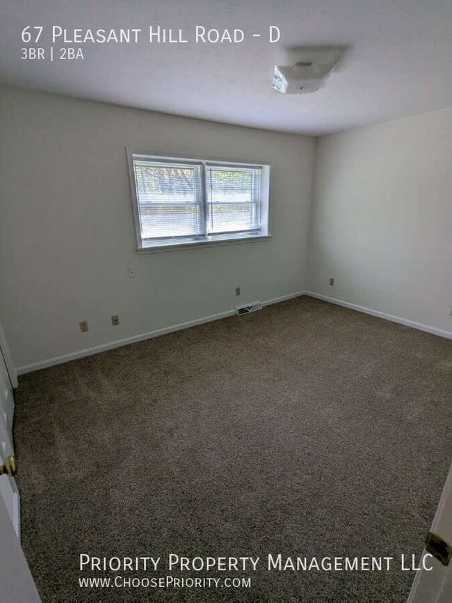 Building Photo - 67 Pleasant Hill Rd Unit D