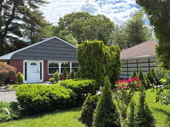 Photo - 405 I U Willets Rd