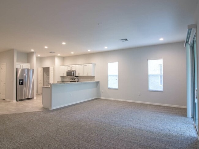 Photo - 1097 Grantham Dr