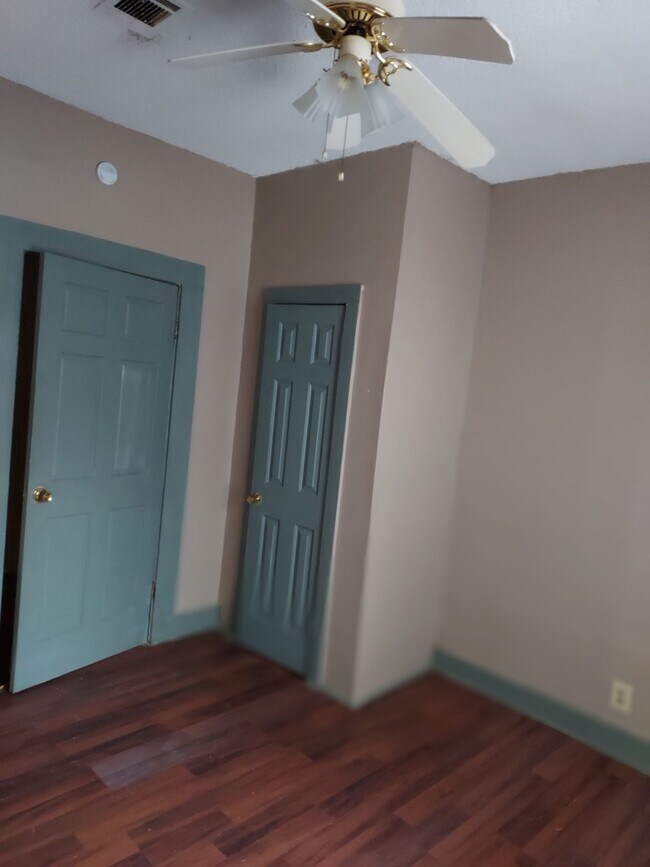 216 W 19th Ave