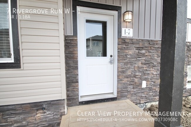 Photo - Beautiful 3 bedroom townhouse in Riverstone!