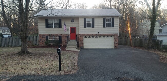 Photo - 41 Meadowood Dr House