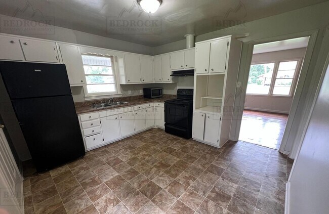 Photo - 2706 Norton Ave NW