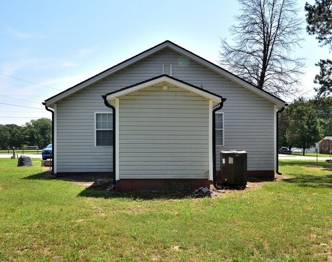 Photo - 3630 Loop Rd