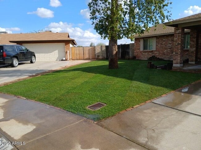 Photo - 5111 W Beverly Ln