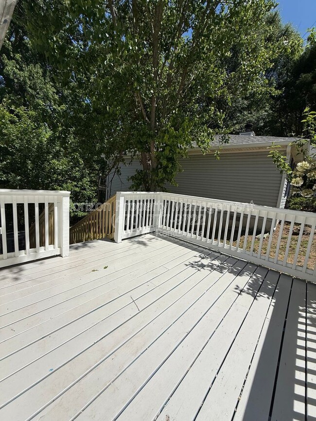 Photo - 9170 Horseshoe Bend