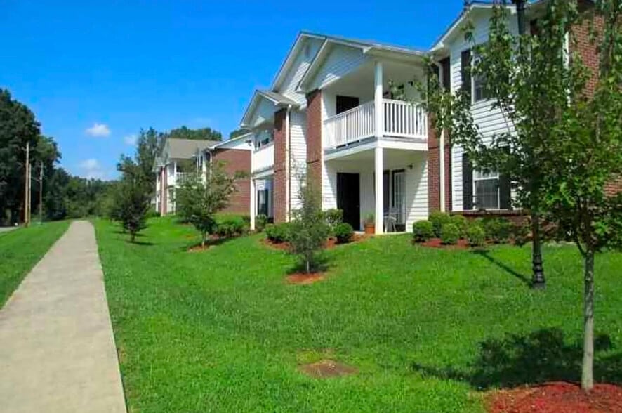 Beaver Hollow Apartments