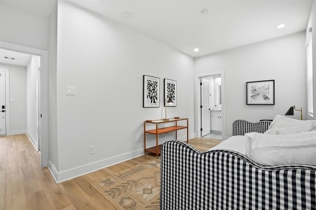 Photo - 2306 Hoskins Dr