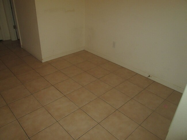 Photo - 104 W FM 2410 Rd Unit C