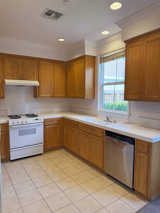 Photo - Eastside Sonoma | Single-Level Living Near the Plaza
