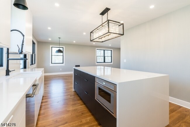 Photo - 76 Burnet Rd