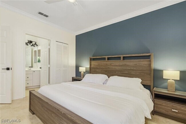 Photo - 27155 Oakwood Lake Dr Unit 201