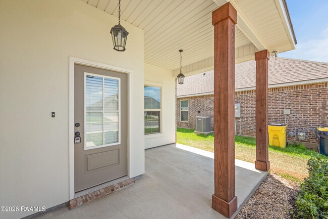 Photo - 218 Peppercorn Wy