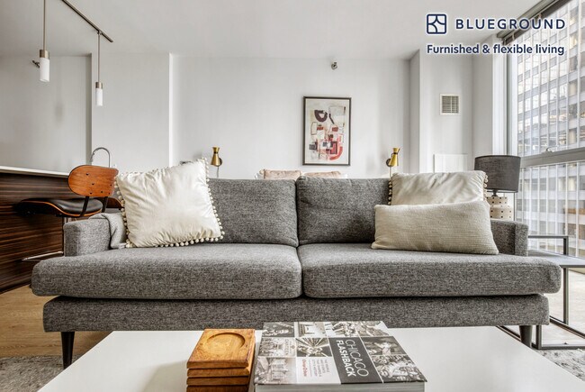 Photo - 201 N Garland Ct Unidad SI FL22-ID1014