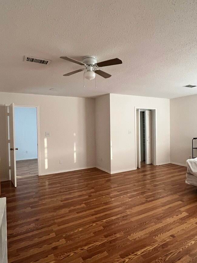 Photo - 702 S Arroyo Blvd Unit 1