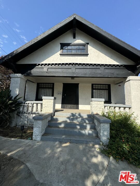 Building Photo - 3945 Denker Ave Rental