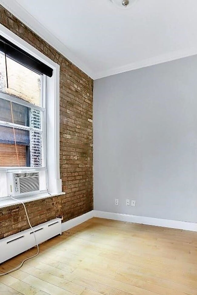 Photo - LeRoy Street Unidad 5A