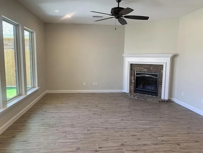 Photo - 1301 Logan Creek Rd