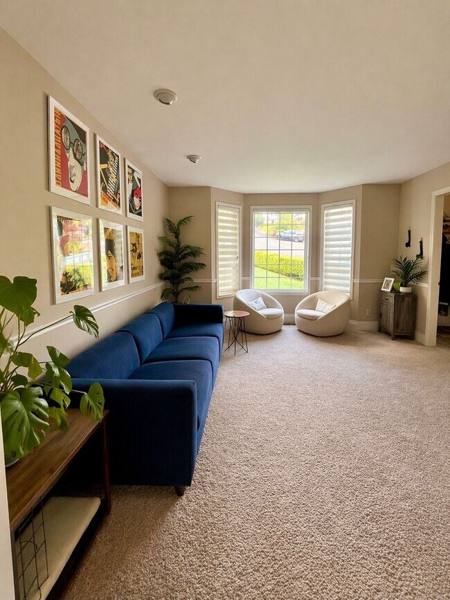 Photo - Beautifully Renovated 5 Bed + Bonus Room Home in Forest Heights with a Wrap-Around Porch, Designe...
