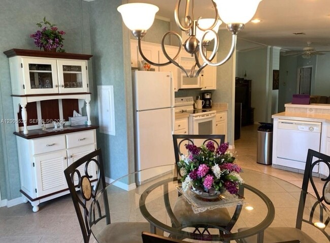 Photo - 3021 SW 52nd Ave