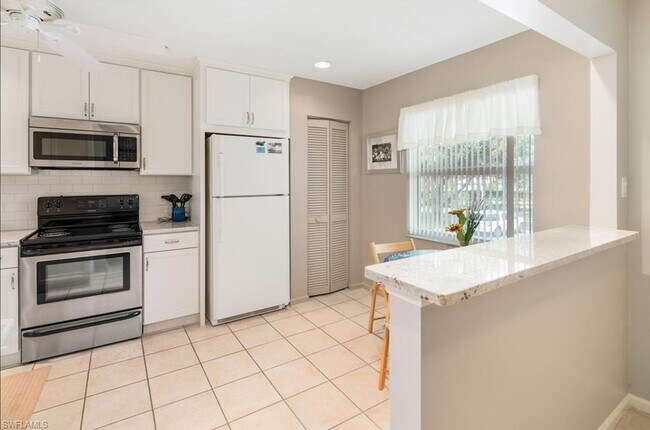 Photo - ANNUAL RENTAL - FURNISHED 2 BED / 2 BATH CONDO IN EDGEWOOD