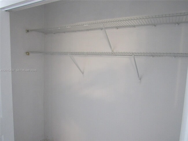 Photo - 7601 E Treasure Dr Unidad 2210