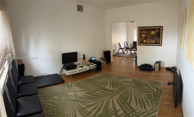 Photo - 715 NE 91st St Unit 1A