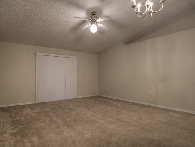 Photo - 1615 Dartmouth Dr