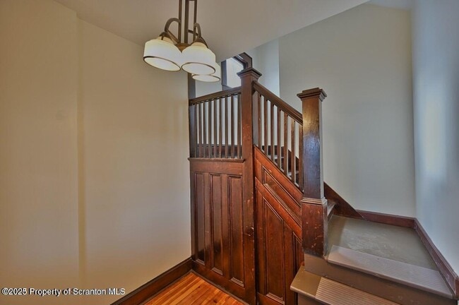 Photo - 1025 Ridge Ave