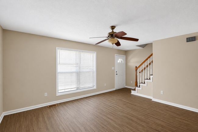 Photo - King George Townhouse Available