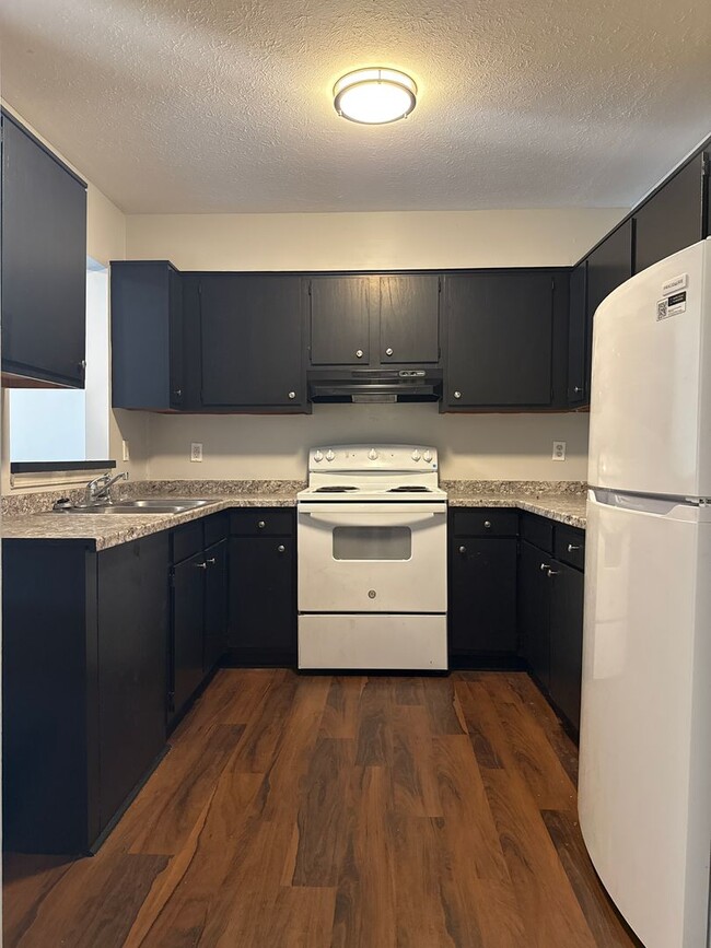 Photo - 2702 Greenwood Ave Unit 2702 Greenwood Ave #4