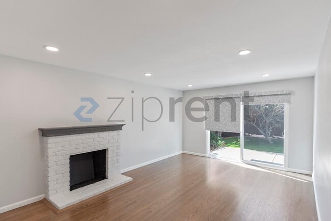 Photo - 6258 Castillon Dr