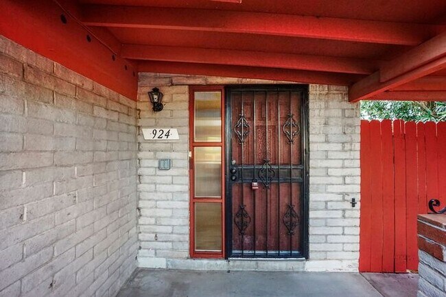 Photo - Radiant East Tucson Retreat: Bright 2-Bed with Large Private Backyard