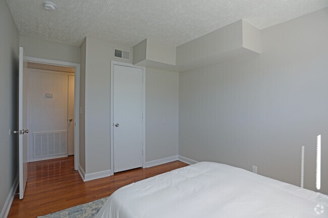 The Residences at Diamond Ridge